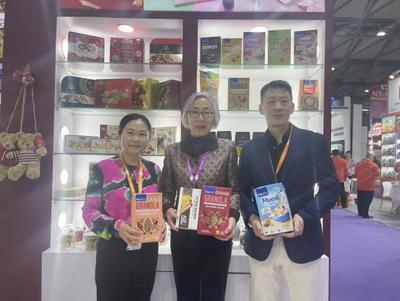 于露副会长出席FHC上海环球食品展，共促上海贸易新篇章
