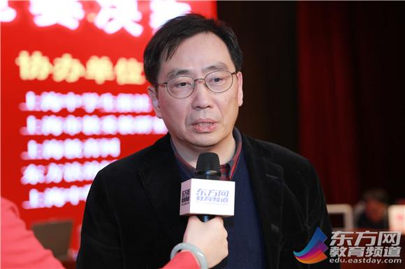 "学法用法&middot;崇德尚法"